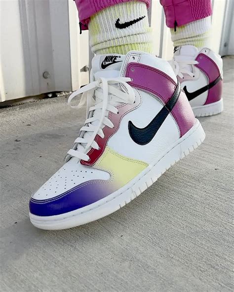 Nike Dunk High Women's Shoes